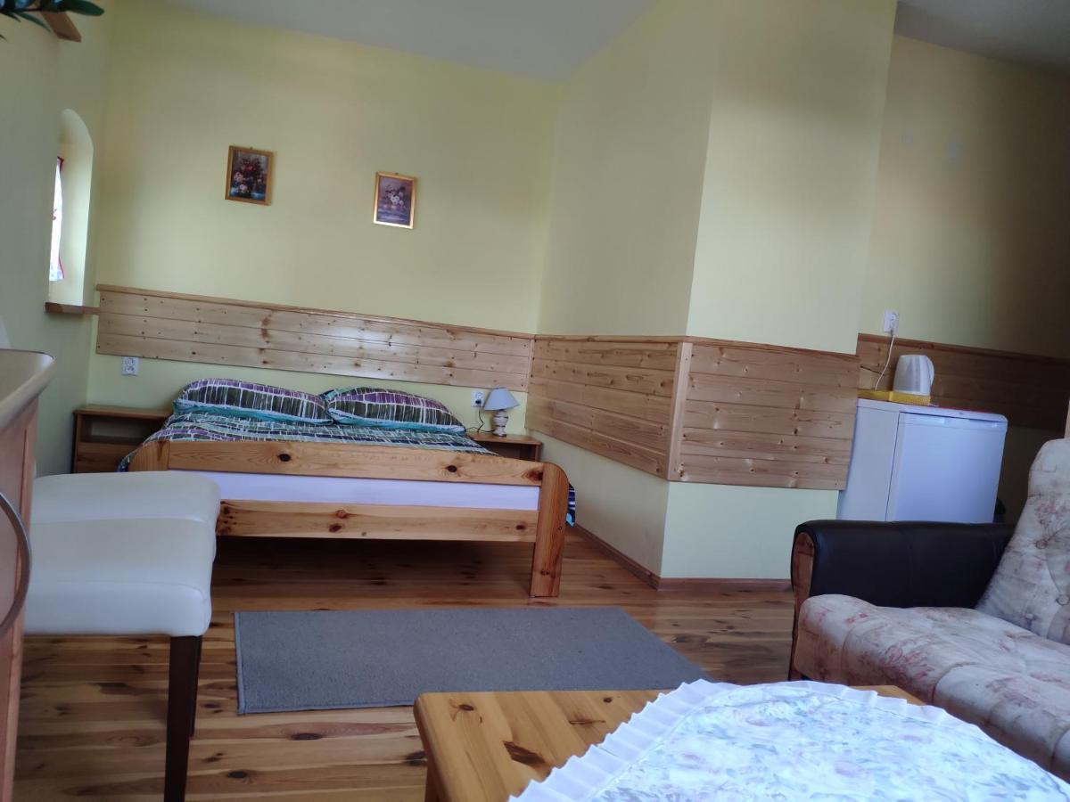 Apartamenty Wakacyjne Nad Jeziorem Juksty مارونجوفو المظهر الخارجي الصورة